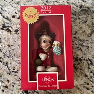 Lenox 2012 Annual Mistletoe Mickey Mouse Ornament NIB